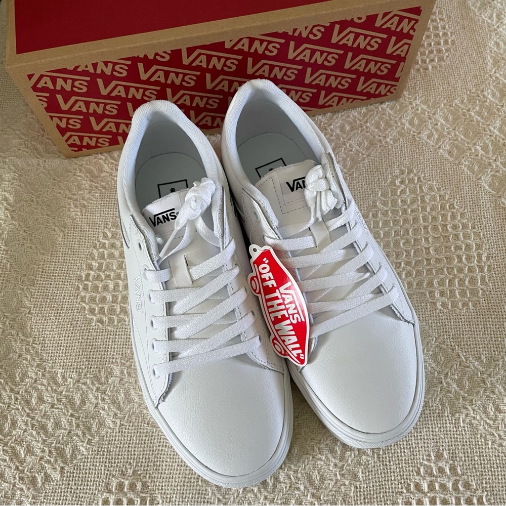 NEW WHITE LEATHER VANS - Picture 4 of 8